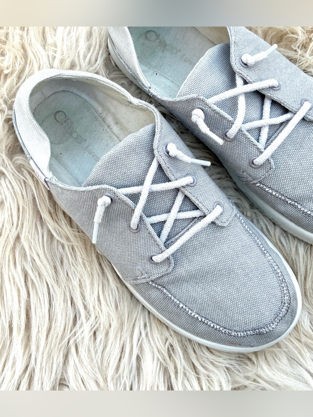 Chaco Canvas Sneakers Women’s Sz 8